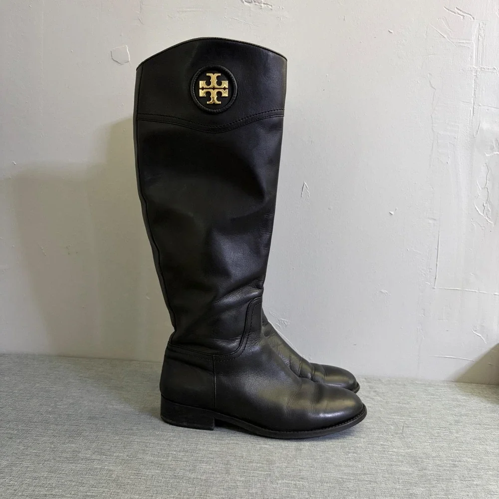 Tory Burch Riding Boots Womens 7.5 Kiernan Leather Tall Gold‎ Logo Medallion
